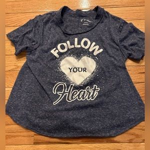 Girls T-Shirt Size Small (6/6X) 87% Polyester, 13% Cotton (Glitter Writing)